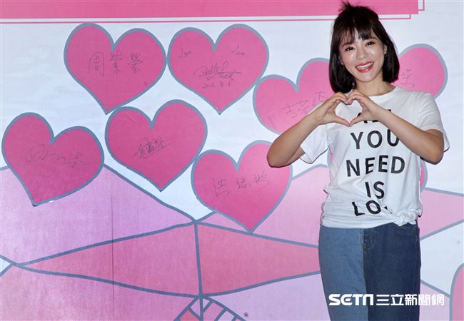 丁噹出席「打包愛心衣起助老」活動
圖／記者邱榮吉攝影