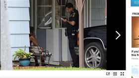 變態當孫女面DIY　奶奶掏槍轟下去
美國,德州,暴露狂,自衛,自慰,開槍
https://www.chron.com/news/houston-texas/houston/article/Woman-shoots-man-who-exposed-himself-to-13139225.php#photo-15981087