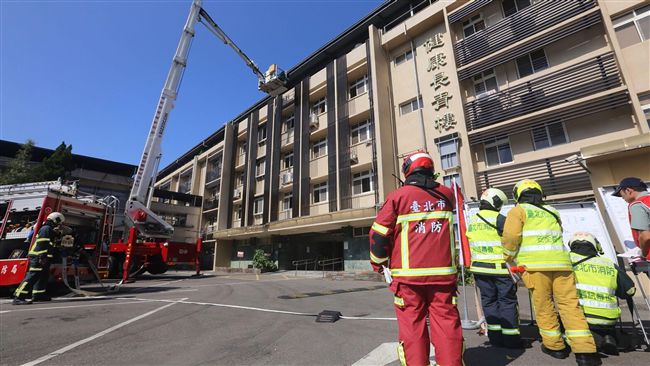 護理之家火災演習　強化老人應變能力