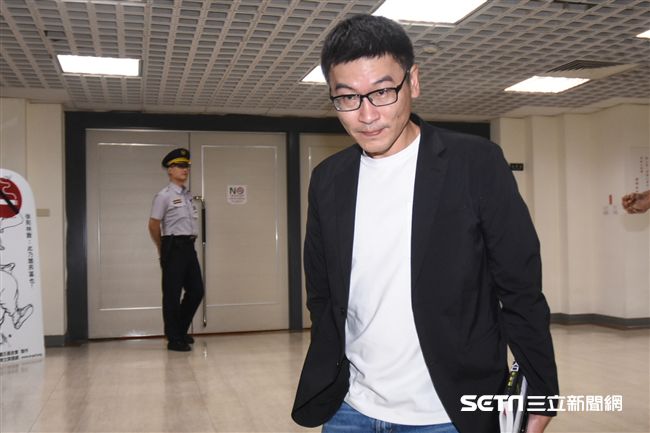 同學梁文傑：沒想過會為偉中寫紀念文