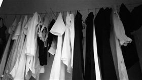 鬼月,晾衣服,／翻攝自微博