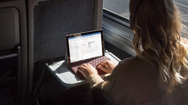 變形平板Surface Go將發售