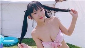 「童顏巨乳」寫真女星長澤茉里奈。（圖／翻攝自長澤茉里奈IG）