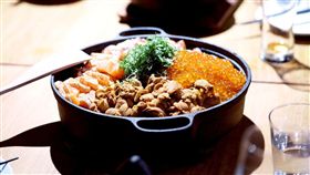 海鮮直送！何依霈打造三陸海岸在地風