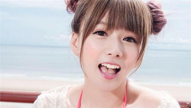 目睹奧客刁難服務生　女星氣炸想拍桌