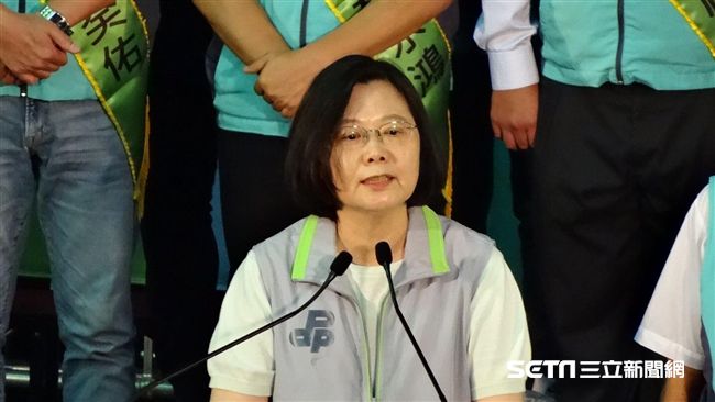 南投授旗　蔡英文：藍不要唱衰台灣