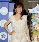 郭書瑤在情人節前夕甜蜜分享如何噴香水，讓你另一半好感度提升。（記者邱榮吉/攝影）