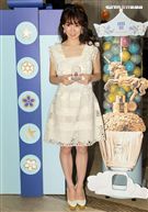 郭書瑤在情人節前夕甜蜜分享如何噴香水，讓你另一半好感度提升。（記者邱榮吉/攝影）