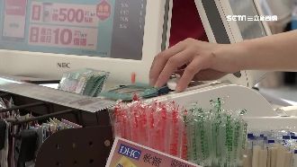 北部愛嗶悠遊卡　南部多現金管制花費