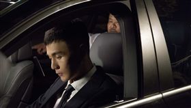 李榮浩〈年少有為〉MV畫面
圖／華納音樂提供