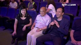 蘇貞昌台上開支票　朱立倫反應引遐想