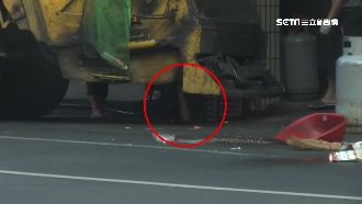 惡臭哪來？夜市垃圾車廢水竟倒排水溝