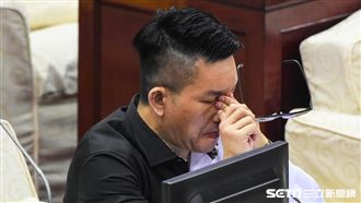 酒駕自撞惹議！童仲彥宣布退選