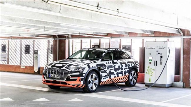 Audi首部電動SUV　8月底亮相