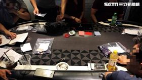 警方衝進虎林街的主題餐廳，當場逮獲正在發牌的女荷官，以及9明正在玩德州撲克的賭客，全案訊後依賭博罪送辦（翻攝畫面）