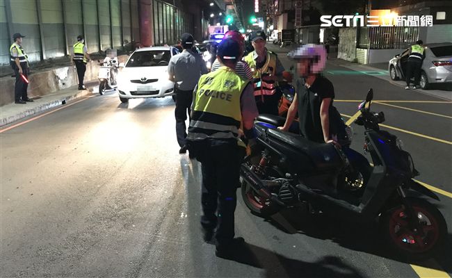 機車族注意！汐止警方強力查緝改裝車