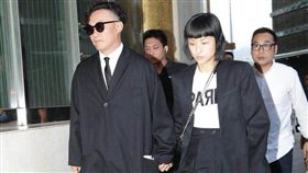 盧凱彤告別式，陳奕迅、鄭秀文。(翻攝微博)