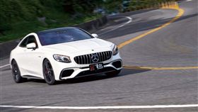 由內而外的華麗Mercedes-AMG S63 4Matic+ Coupe（圖／車訊網）