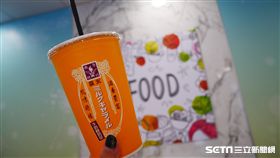 小七,森永牛奶糖奶茶。