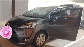 新車,三寶,頭燈,情侶,常識（圖／翻攝自爆怨公社）