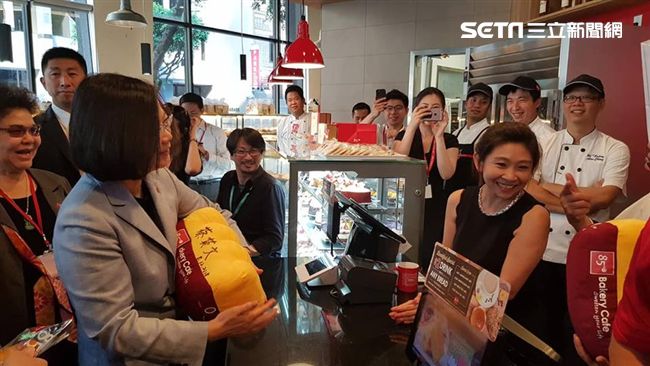 陸施壓到民間！台商被迫表態案例多