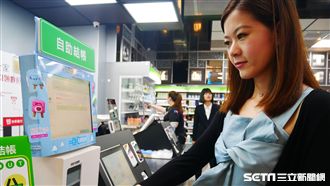 靠臉吃飯！超商綁定人臉辨識送咖啡