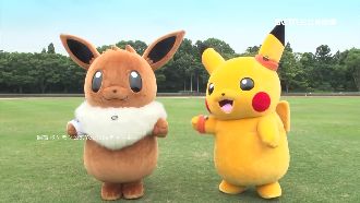 最萌對決！皮卡丘、伊布運動會爭輸贏