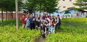 迎花博　西屯何德里「老二媽故事牆」加綠美化共襄盛