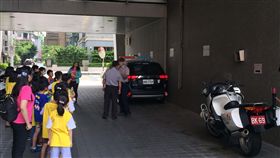 宣導婦幼安全 北市松山分局迎小波麗士