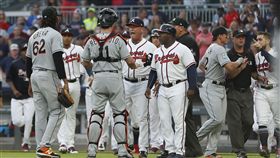 ▲勇士與馬林魚板凳清空。（圖／美聯社／達志影像）