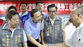 侯友宜新北勞工後援會成立國民黨提名新北市長參選人侯友宜（前左2）勞工後援會16日正式成立，侯友宜說，他出身基層勞工家庭，未來將積極爭取、維護勞工權益。（侯友宜競選辦公室提供）中央社記者黃旭昇新北市傳真  107年8月16日
