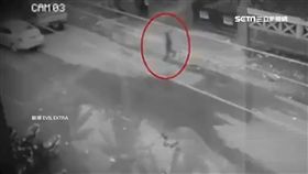 菲律賓街頭現鬼影　穿梭車陣毫髮無傷