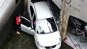 三寶,技術,死巷子,導航,爆廢公社　圖／翻攝自臉書爆廢公社