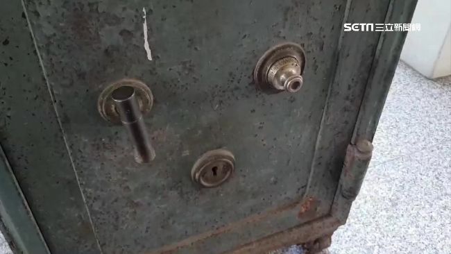 百年保險櫃打不開　通化街大師解開了