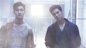 韓國男偶像團體「東方神起」。（圖／avex taiwan）