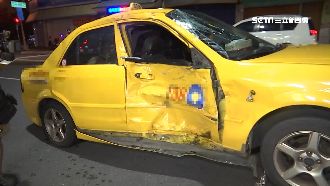 海陸下士撞上違規小黃　運將遭移送