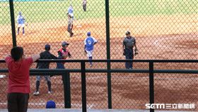 ▲台灣女壘陳家宜開轟打韓國。（圖／記者蕭保祥攝）