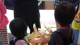 遊樂場,彩票,獎品,數量,爆廢公社　圖／翻攝自臉書爆廢公社