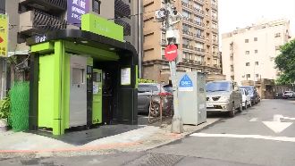 24小時智慧垃圾機！累積回收可換錢