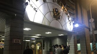 憲哥兒離開市刑大　見媒體：謝謝關心