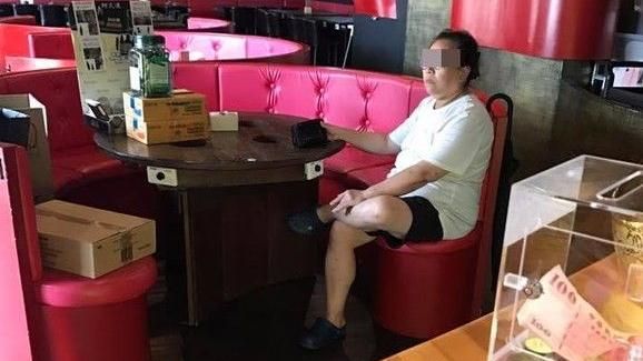 霸王餐大媽又來了！這次爽嗑奢華海鮮