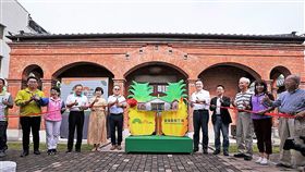 台灣鳳梨工場開幕　許立明盼掀文化觀光熱