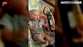 寶寶對搖控器為之瘋狂