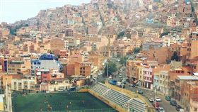 里約,熱內盧,貧民窟,剃光頭,搶劫（圖／翻攝自Futmais Twitter）