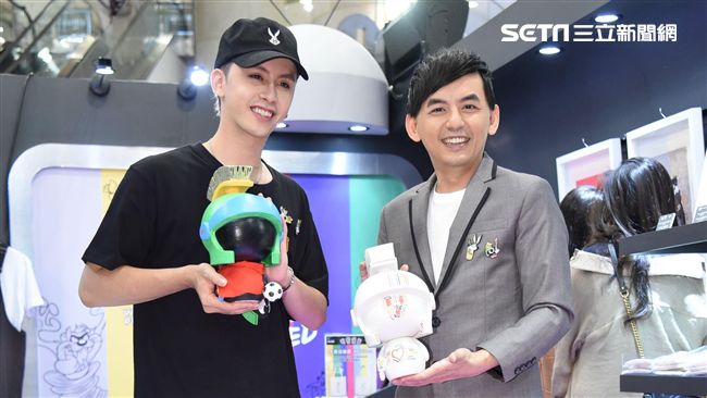 明星拍賣做公益　價太低他搶標買回