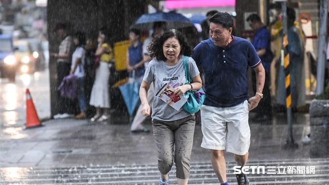 輕度颱風燕子形成　對台灣無直接影響