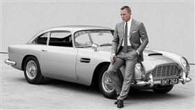 007復刻版Aston Martin DB5。（圖／翻攝autocar uk網站）