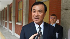 薩爾瓦多斷交　蘇嘉全：台灣是壓不扁的玫瑰中華民國與中美洲友邦薩爾瓦多21日斷交，立法院長蘇嘉全（前）表示深切遺憾，並說台灣是一株壓不扁的玫瑰，面對惡劣的環境，也一定會努力盛開出屬於自己的美麗。中央社記者王飛華攝　107年8月21日