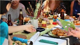 聚會,同學會　圖／PIXABAY