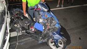 車禍,物流車,騎士,闖紅燈,基隆(翻攝畫面)